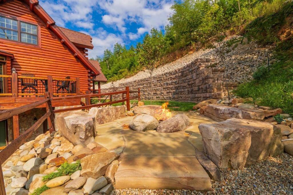 Roaring Fork Lodge Gatlinburg Eksteriør billede